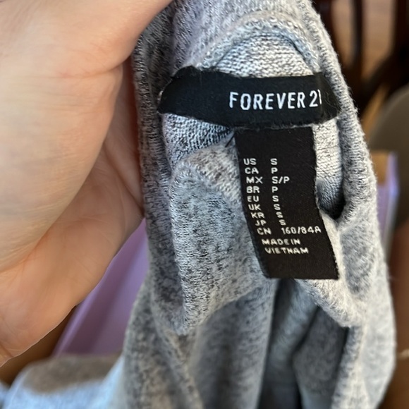 Top - Picture 3 of 3